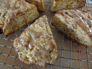 Apple Pie Chai Tea Scones
